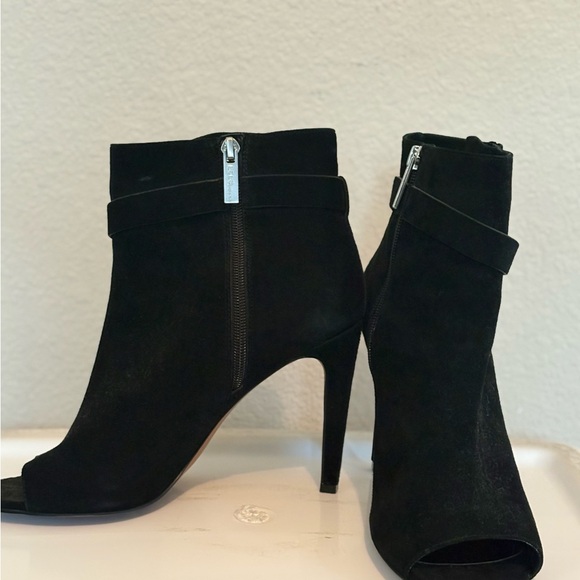 BCBGeneration Open Toe Black Heeled Boots - Picture 4 of 6